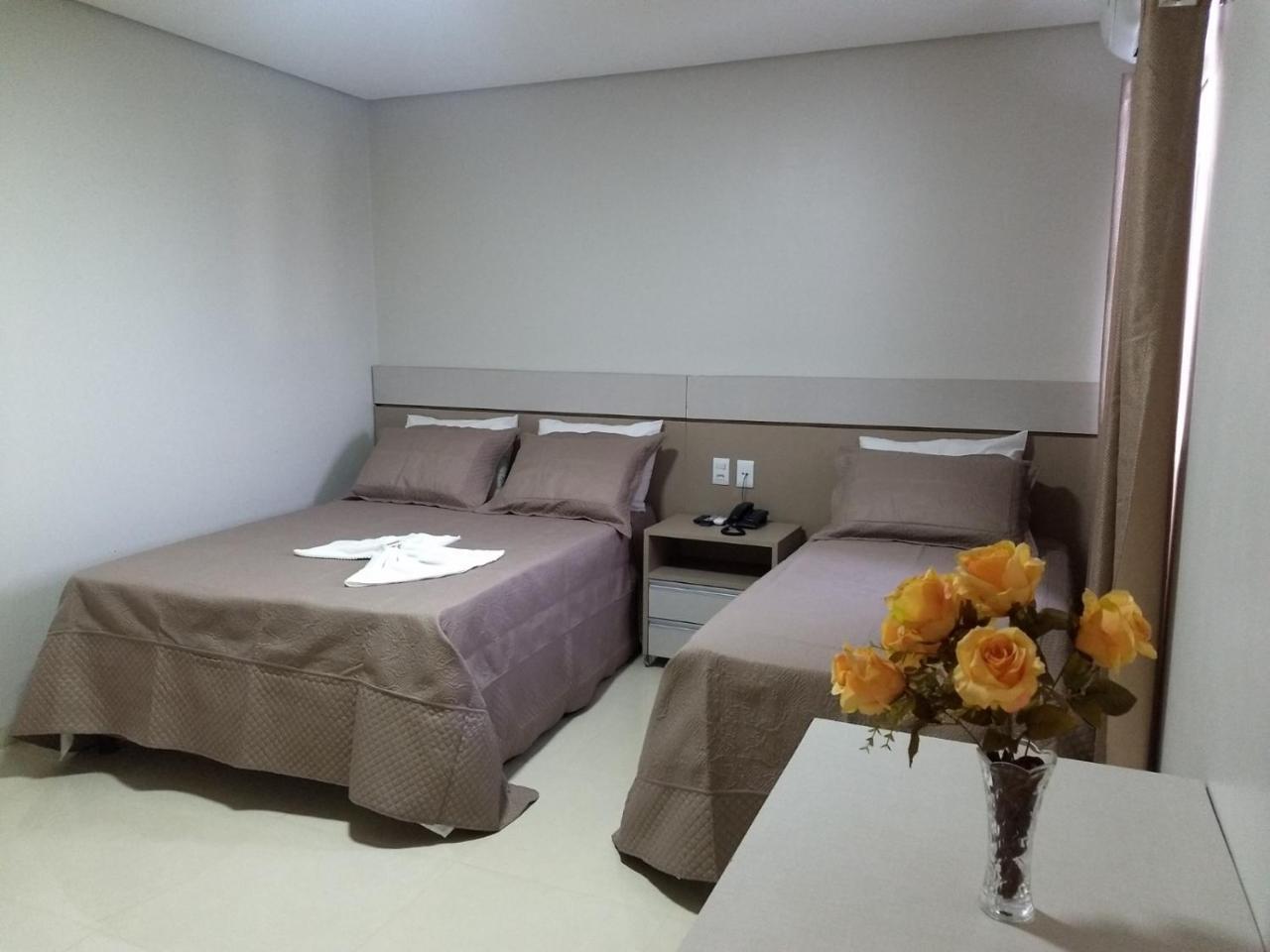 Hotel Ideal Araguaína Esterno foto